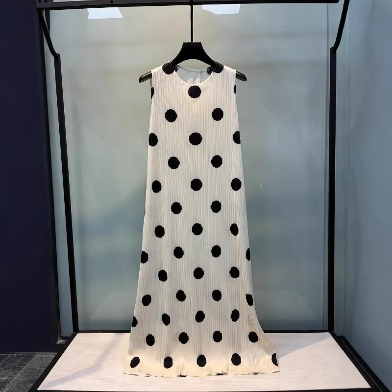 Miyake Pleated Dresses 2026 Summer New Polka Dot Fashion Print Loose Plus Size Sleeveless Vacation Long Dress Women's Clothing - Image 2