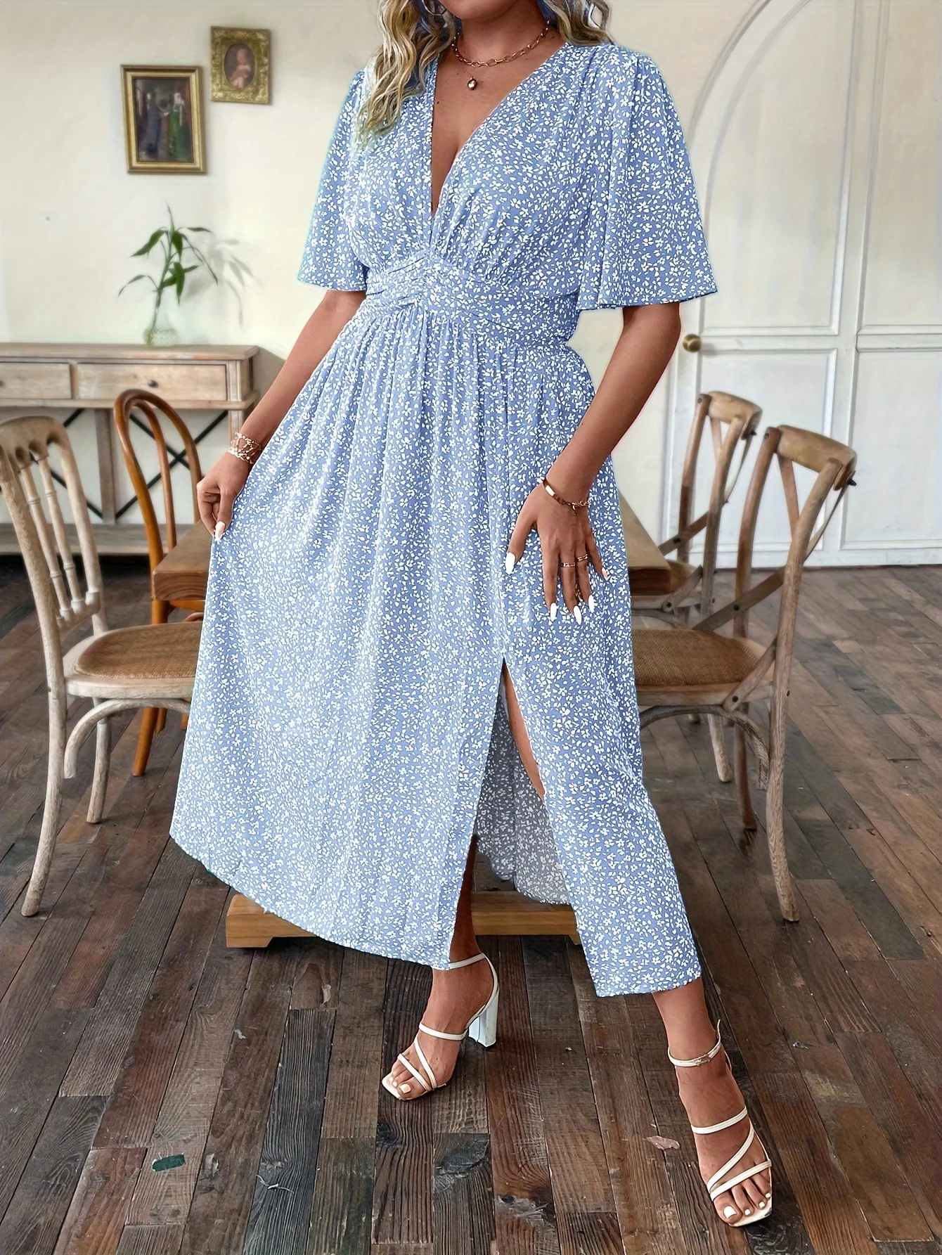 Summer Large Size Women's Romantic Floral V-Neck Short Sleeve Waist-Cinched A-Line Holiday Dress - Image 4